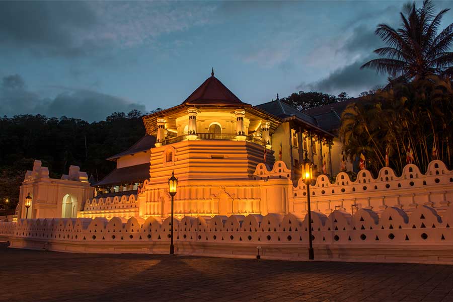 Temple of the Tooth (Sri Dalada Maligawa)
